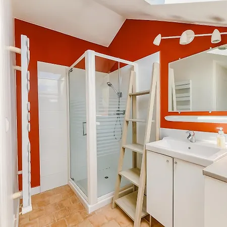 Holiday home Elegante Maison De Charme 5 Et Jardin