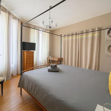 Elegante Maison De Charme 5 Et Jardin Holiday home *